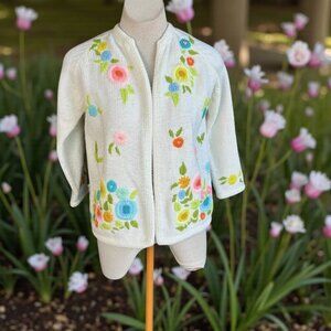 Vintage 60s Mod Embroidered Flowers Open Drape Cardigan Sweater